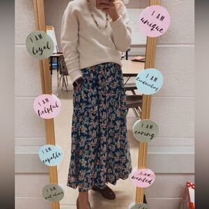 VTG floral skirt